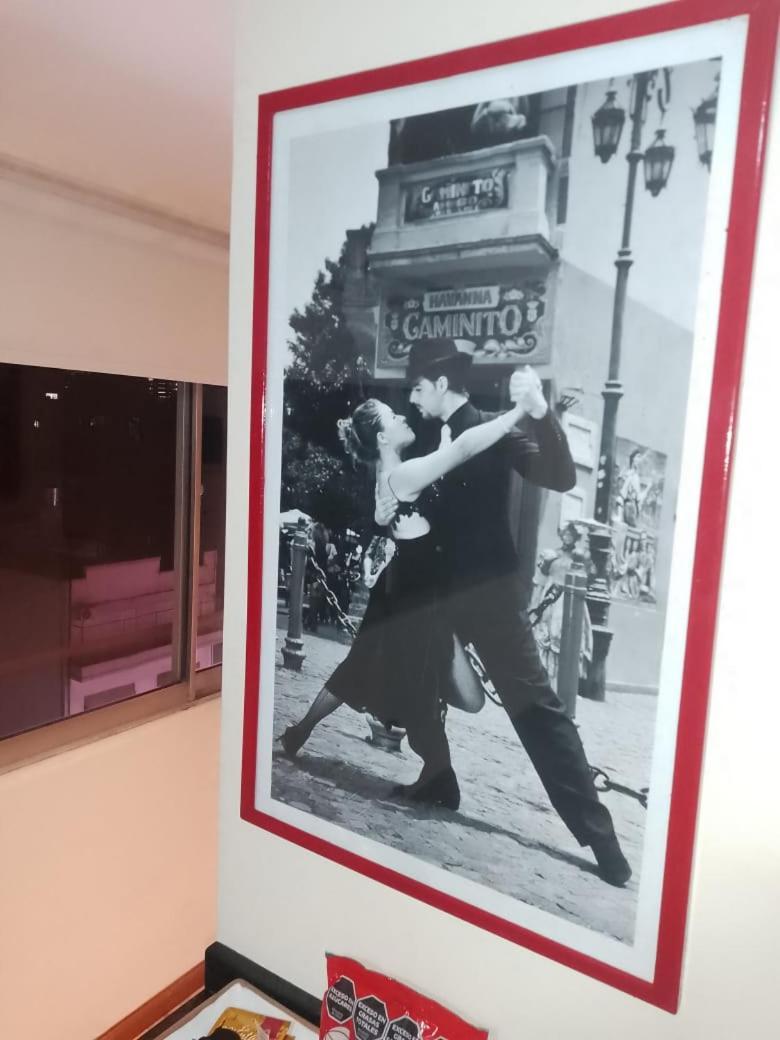 4 Ventanales Sobre La Avenida Corrientes Daire Buenos Aires Dış mekan fotoğraf