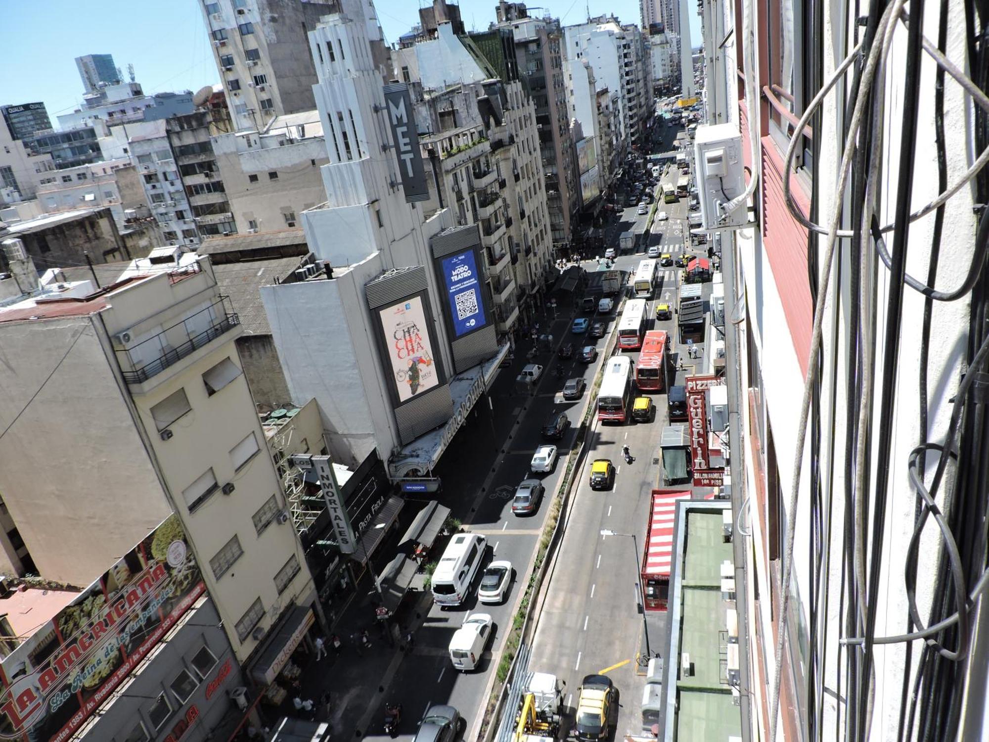 4 Ventanales Sobre La Avenida Corrientes Daire Buenos Aires Dış mekan fotoğraf