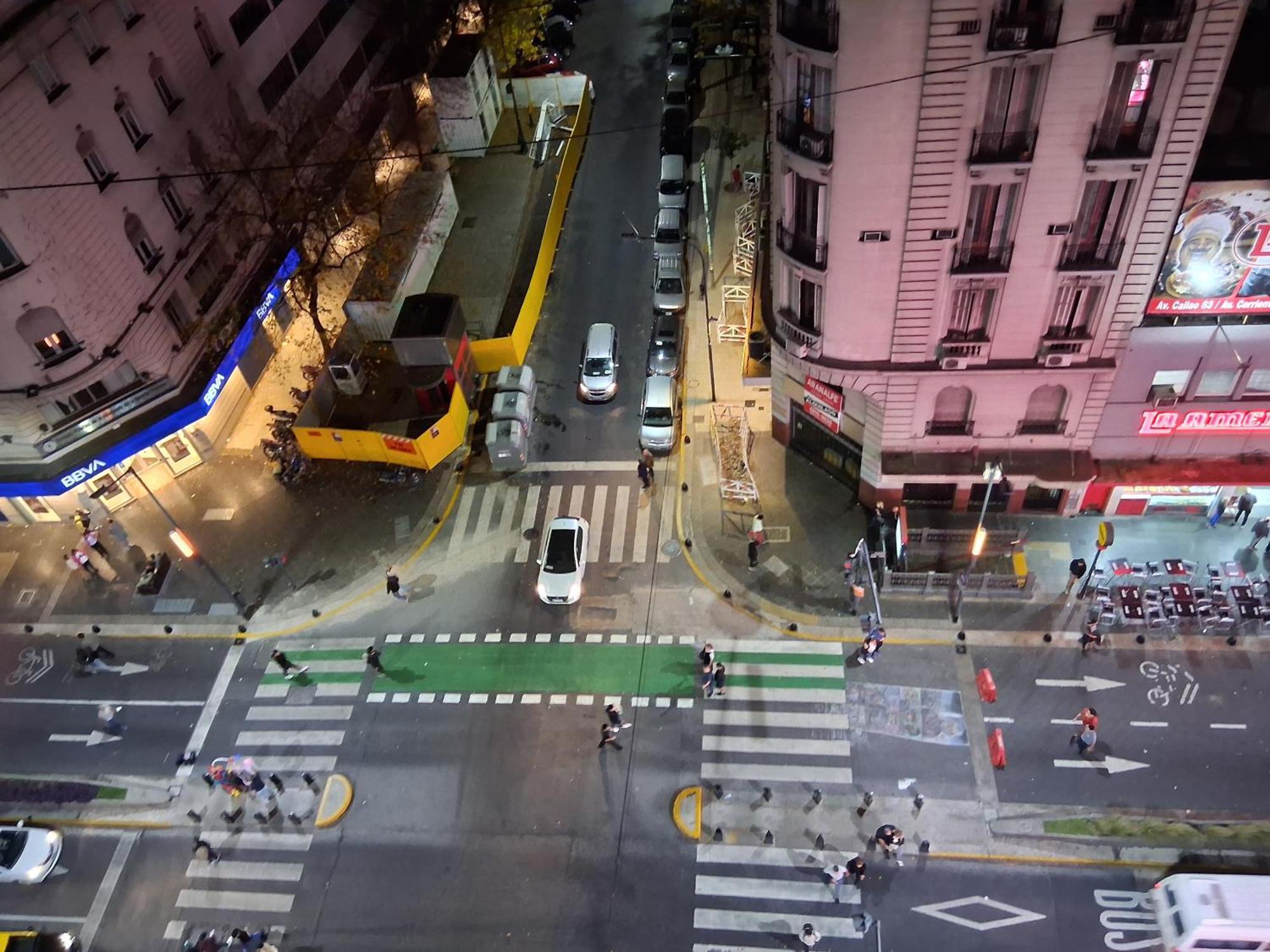 4 Ventanales Sobre La Avenida Corrientes Daire Buenos Aires Dış mekan fotoğraf